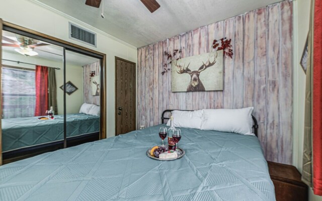 Canyon Creek Lodge 111