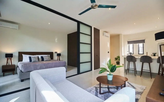 Tulum 525 #201 By Lockey