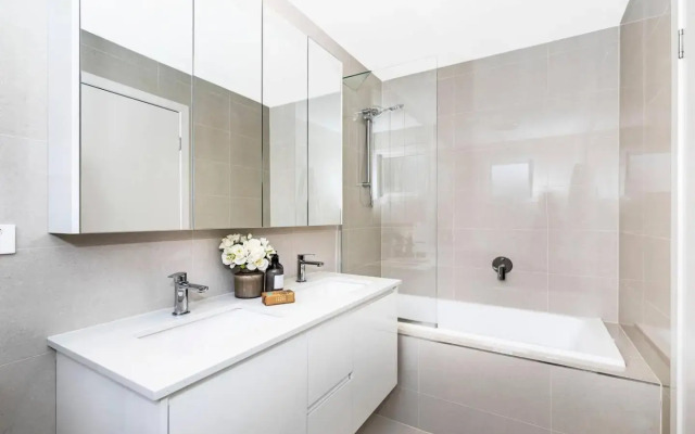 Park Avenue Townhouse Retreat Brisbane Sleeps 10