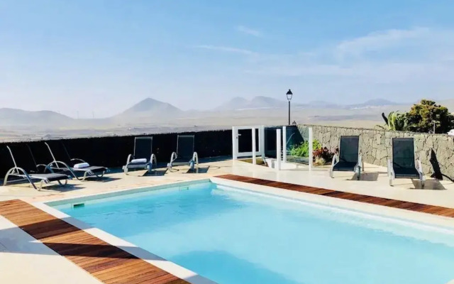 Canaryislandshost l Infinity views village - Heated Pool