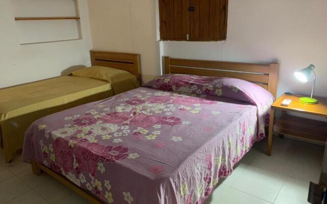 Hostal Casaluna San Andres
