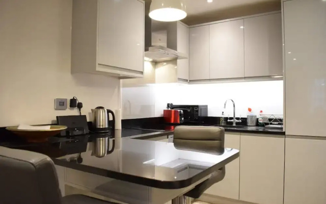 Notting Hill Studio Flat Sleeps 4
