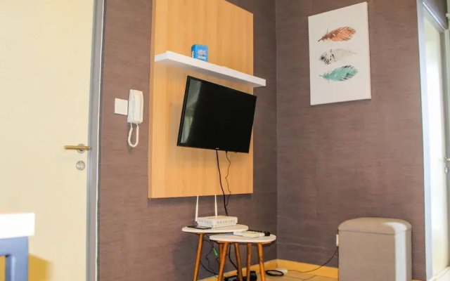Spacious and Cozy 2BR M-Town Apartment