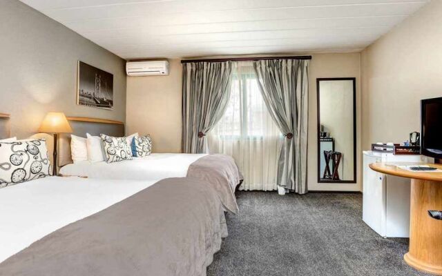 Protea Hotel by Marriott® Midrand Samrand