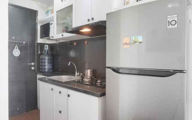 Fancy And Nice Studio At Belmont Residence Puri Apartment