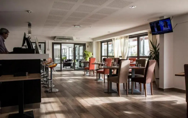 Adonis Aix en Provence