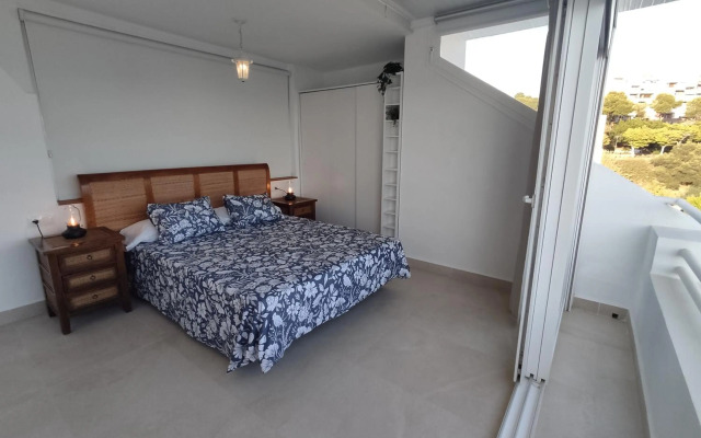 Front Sea View Penthouse