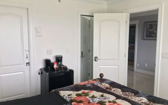 WHITEHOUSE Guesthouse