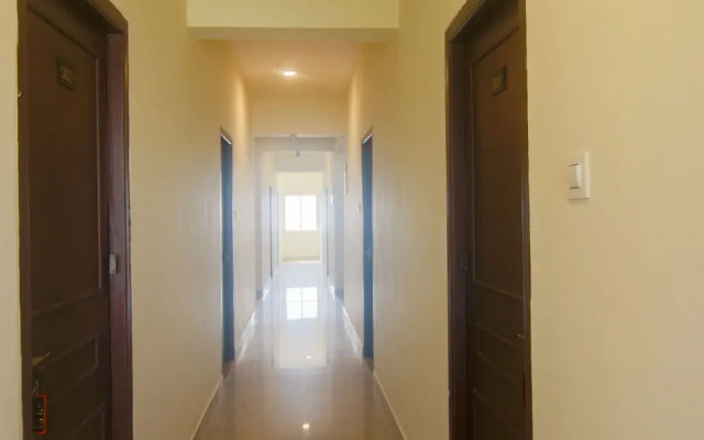 Oyo 13123 Srk Grand