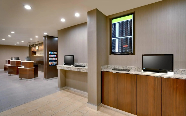 Courtyard by Marriott Charlotte Airport LoSo