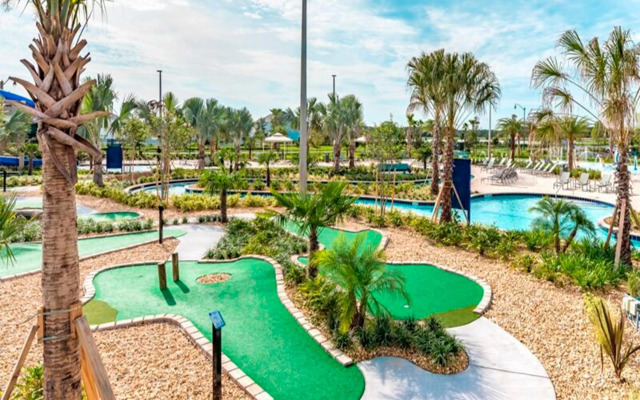 Luxury Thownhouse with private pool