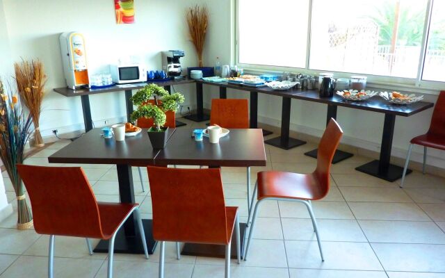 Adonis Citadelle Resort