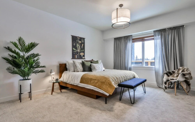 White Spruce Lodge by Spring Creek Vacations