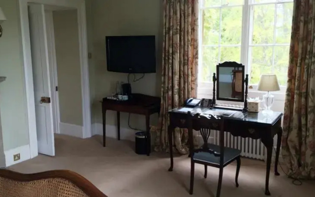 Weston Manor Hotel