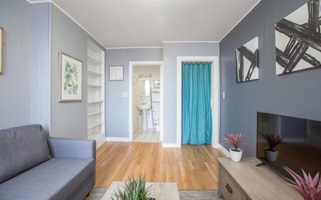Charming 2BR in the Heart of Little Italy