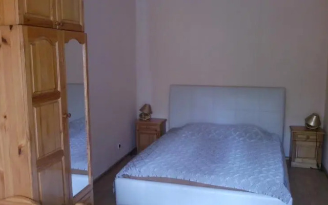 Ambrozia Guest Rooms