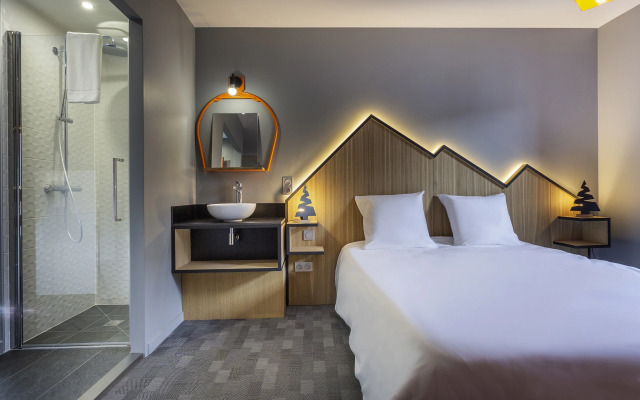 Hotel Base Camp Lodge - Bourg Saint Maurice