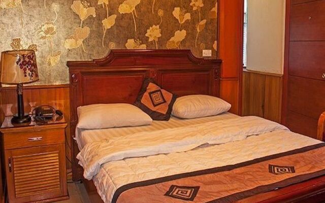Valentine Hotel