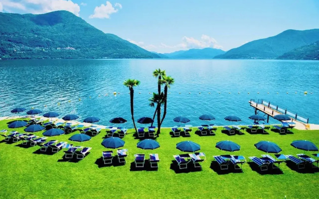 Spectacular Penthouse With Lake Views in Central Brissago