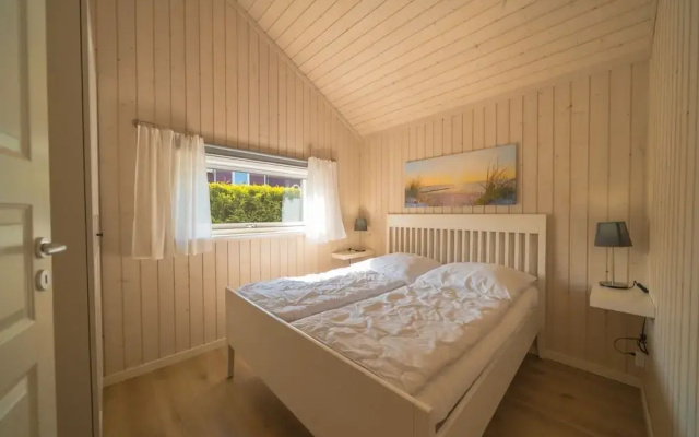 Ferienhaus mit Pool und Sauna am Duemmer See