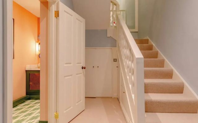 Luxurious & Stylish 2BD House - Bayswater!