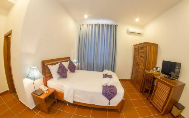 The Blue Corner Boutique Hotel