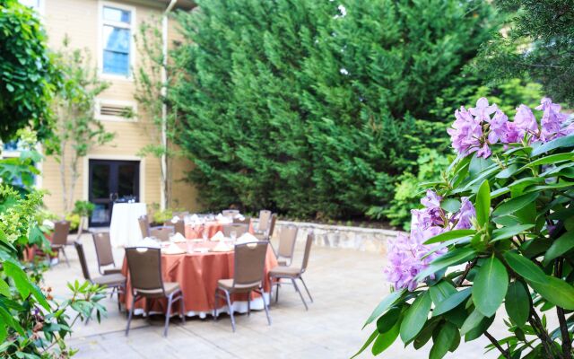 RiverStone Condo Resort & Spa