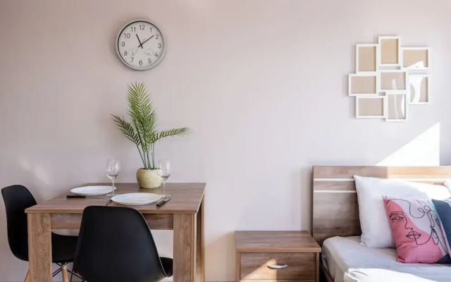 Ani's Studio With Terrace in Larnaca