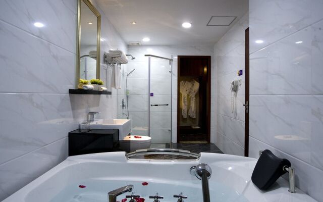 Pengke Ingenious Hotel MIXC Branch