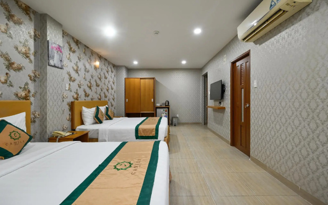 Camila Airport Hotel
