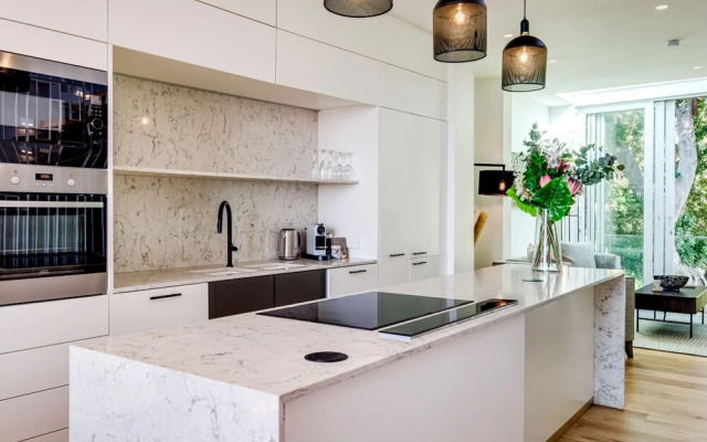 Experience Vibrant Living at De Waterkant Views