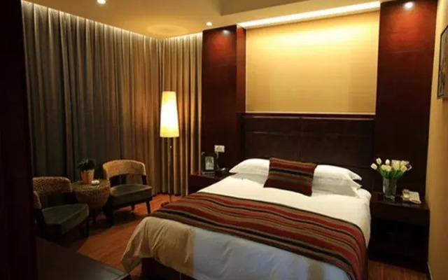 GreenTree Inn Nantong Qidong Middle Heping Road Business Hotel
