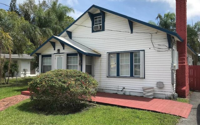 Wonderful 2br With BBQ Next to Gulfstream :)