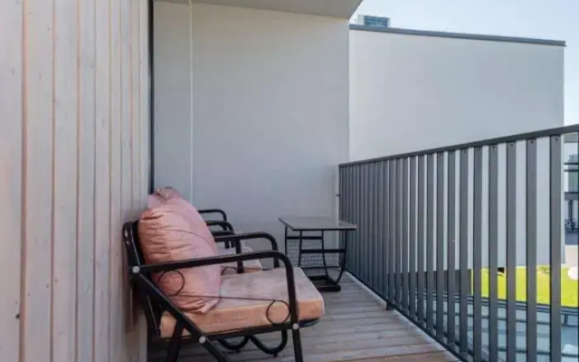 Black Gold Apartments