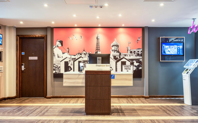 Premier Inn  Newquay (Seafront)