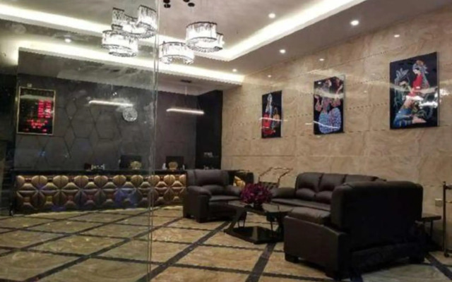 Black Prince Art Hotel (Luzhou Longmatan District Government Store)