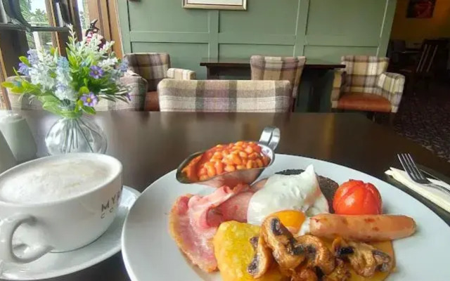 Strathearn Hotel