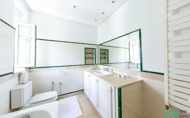 Villa de Luxe Gammarth Avec Piscine