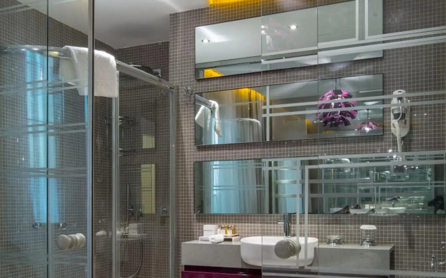 Golden Pars Hotel