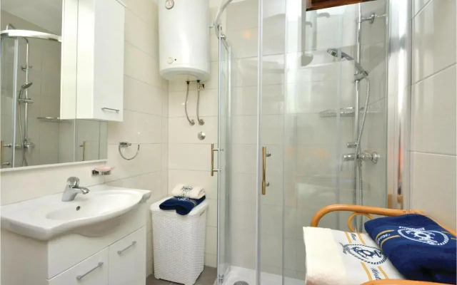 Apartment Podstrana with Sea View V