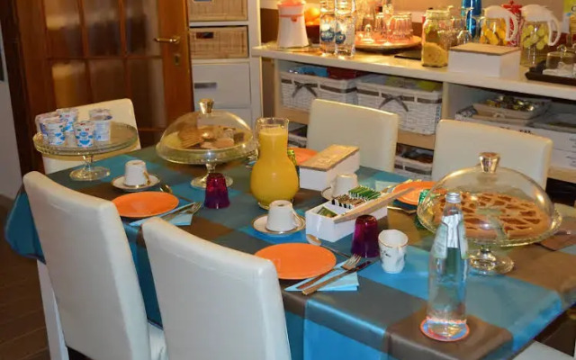 Apple Guest House