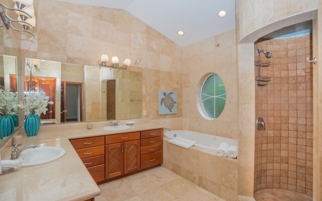 Lawson Rock - Yellowfish 211 2 Bedroom Condo by Redawning