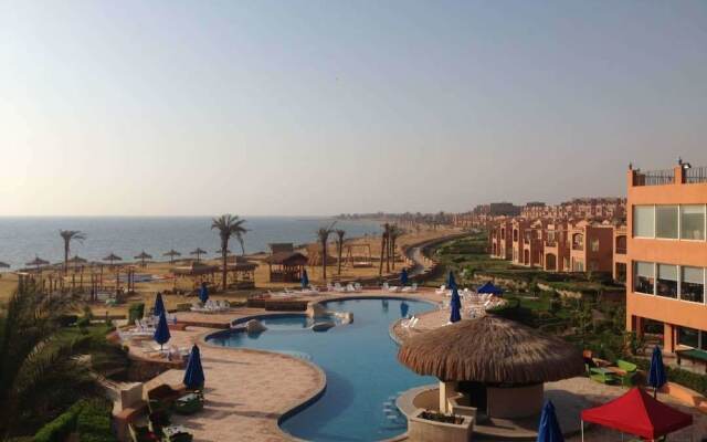 Savanna Empire Hotel and Resort Spa