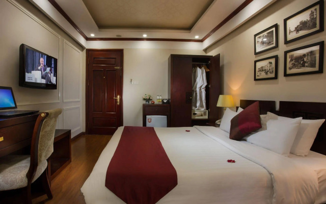 Golden Lotus Legend Hotel