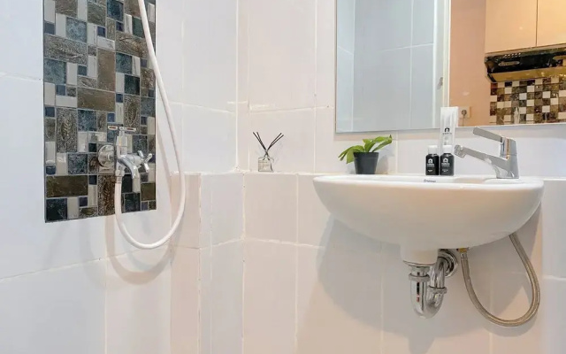 Homey Studio Apartment Tokyo Riverside Pik 2