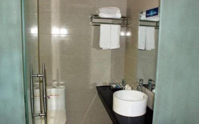 Shiyan Yun County Bin Yue Hotel