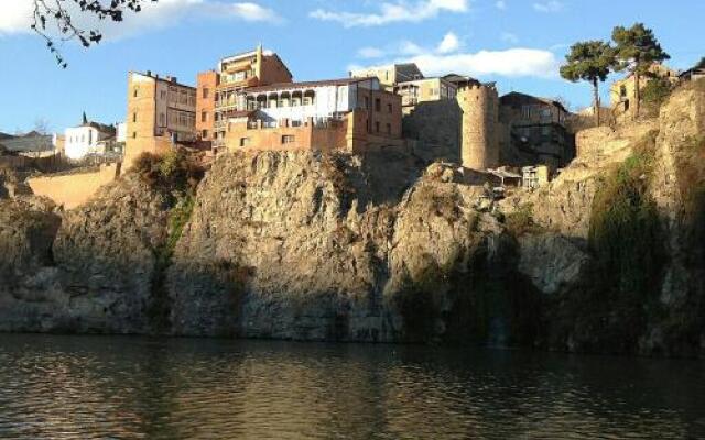 Metekhi Ubani's Guesthouse