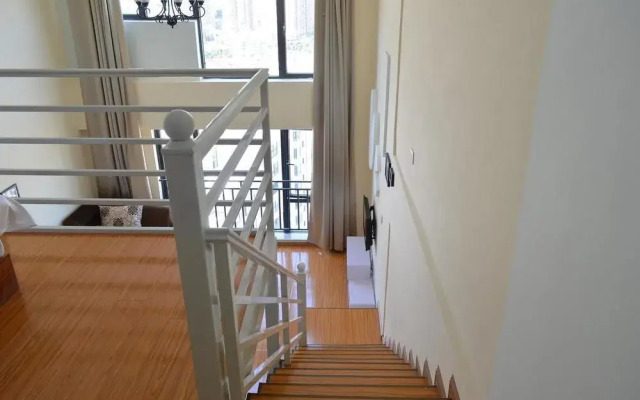 Blue Youth Apartment- Dali