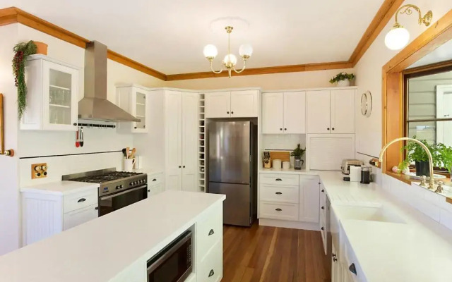 10 Harper Crescent Narooma