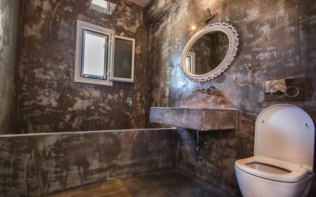 Krios Luxury Suites